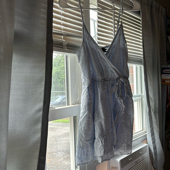 Romper - Picture 1 of 4